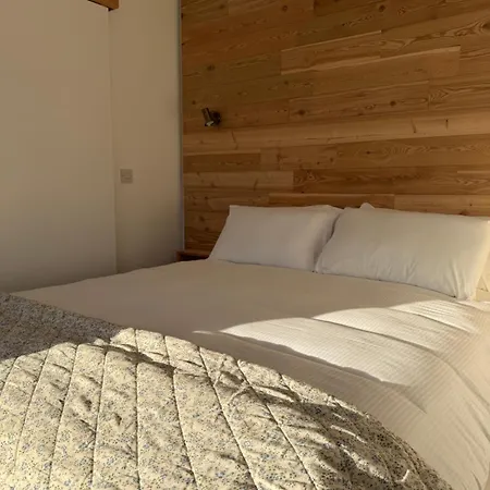 Lodge Glamping - Ross Road Killarney